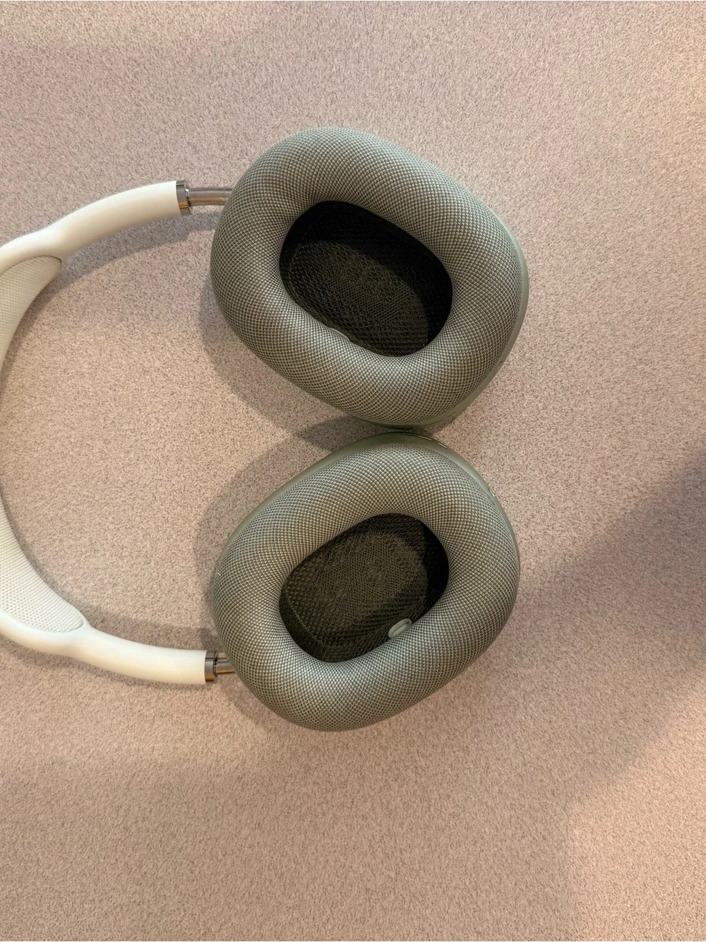 Apple AirPods Max Green with White Headband
